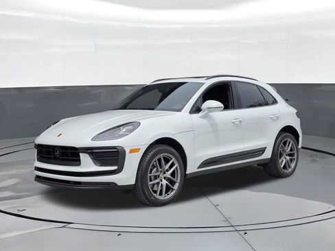 New 2026 Porsche Macan AWD/4WD image 1
