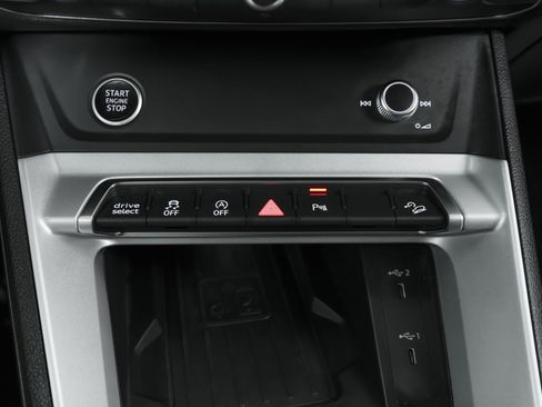 Certified 2024 Audi Q3 2.0T Premium image 30