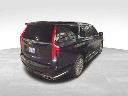 Certified 2023 Cadillac Escalade Premium Luxury image 4