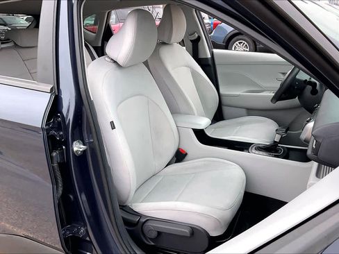 Used 2024 Hyundai Kona SEL image 8