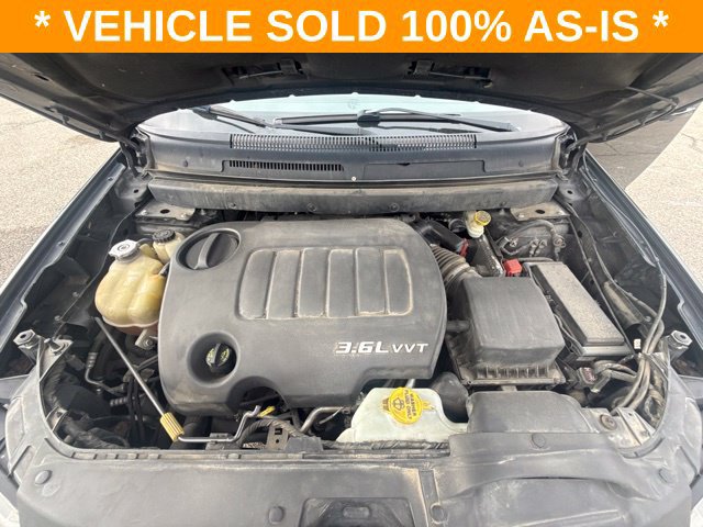 Used 2015 Dodge Journey R/T w/ Flexible Seating Group FWD image 17