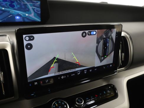 Used 2026 Ford Expedition Active image 25