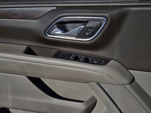 Used 2023 Chevrolet Tahoe LT image 18