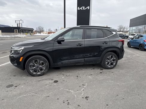 Certified 2024 Kia Seltos S image 7