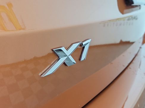 Certified 2025 BMW X1 xDrive28i w/ Technology Package image 24