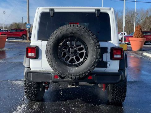 Used 2023 Jeep Wrangler Unlimited Sport image 7