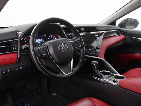 Used 2019 Toyota Camry XSE FWD image 22