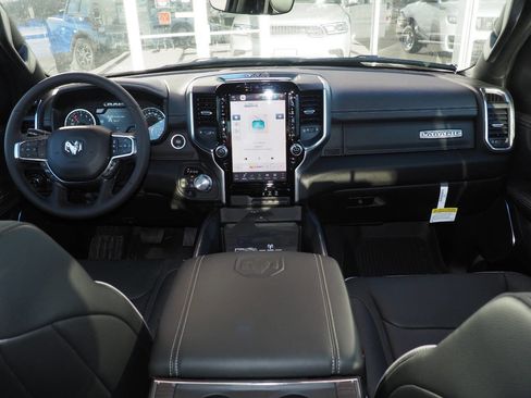 New 2025 RAM 1500 Laramie image 17