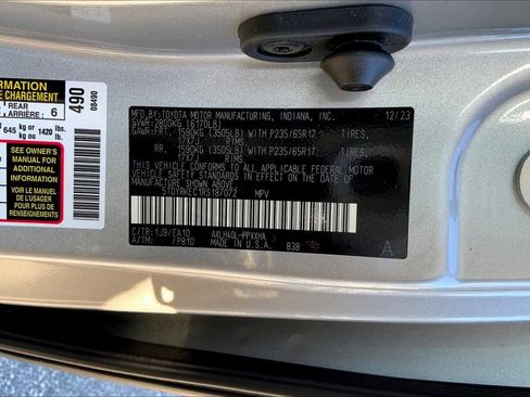 Used 2024 Toyota Sienna XLE image 31