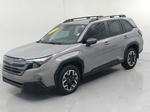 Certified 2025 Subaru Forester Premium image 4