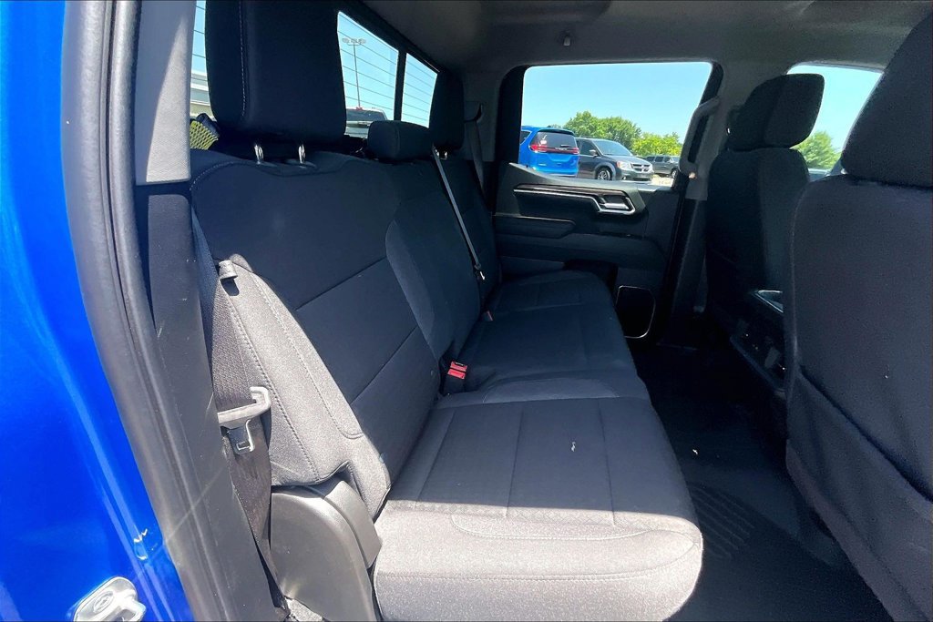 Used 2025 Chevrolet Silverado 1500 RST AWD/4WD image 24