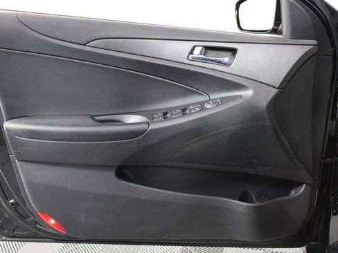 Used 2012 Hyundai Sonata SE image 15