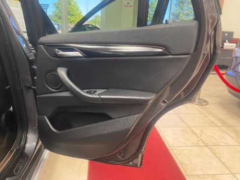 Used 2017 BMW X1 xDrive28i AWD/4WD image 10