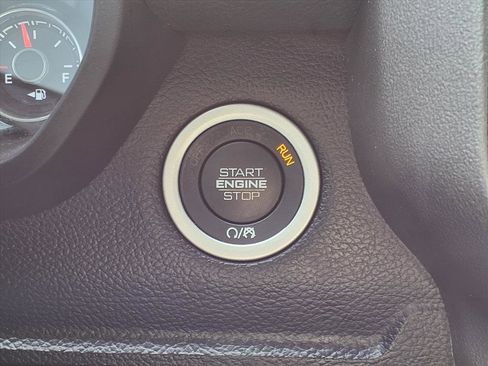 Used 2021 RAM 1500 Laramie w/ Sport Appearance Package image 11