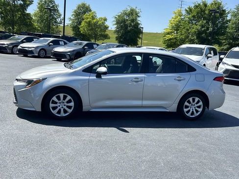 Used 2024 Toyota Corolla LE FWD image 7