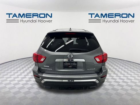 Used 2020 Nissan Pathfinder Platinum image 4