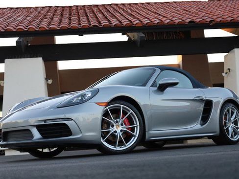 Used 2017 Porsche 718 Boxster S image 68