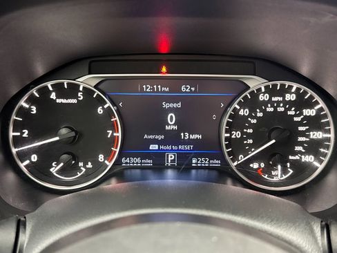 Used 2024 Nissan Altima 2.5 SV image 22