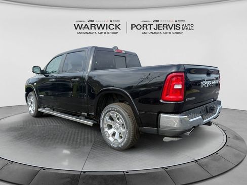 New 2026 RAM 1500 4x4 Crew Cab image 3
