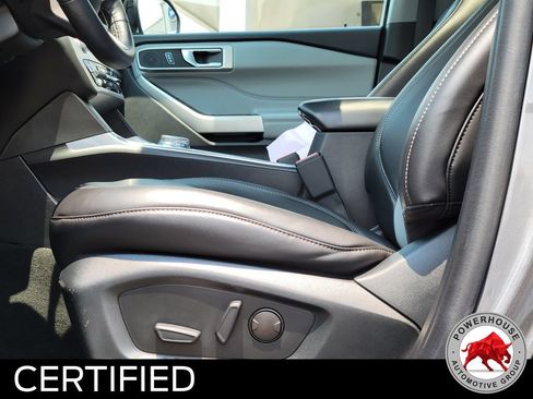 Certified 2022 Ford Explorer XLT w/ Equipment Group 202A RWD image 26