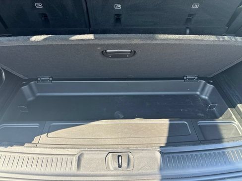 Used 2023 Jeep Wagoneer Series II AWD/4WD image 8