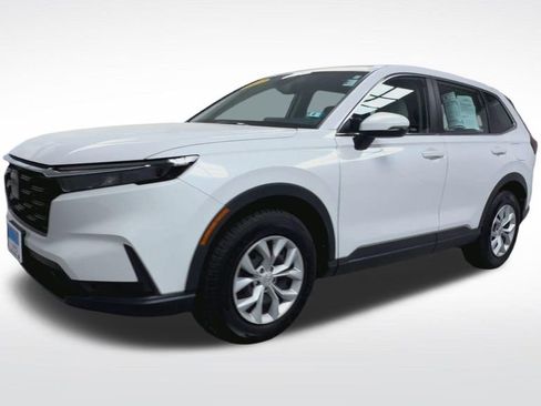 Used 2023 Honda CR-V LX image 4