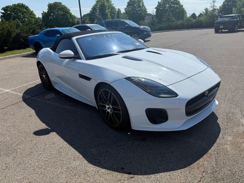 Used 2020 Jaguar F-TYPE Convertible RWD image 3