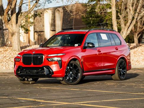 Certified 2025 BMW X7 M60i image 1