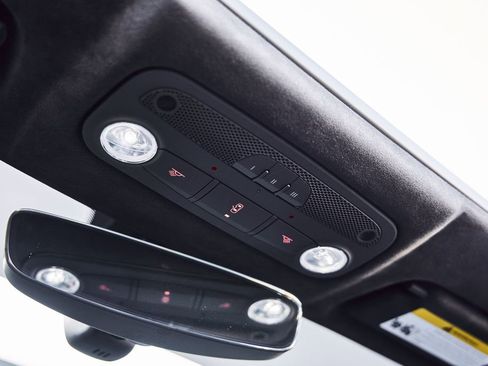 Used 2024 Lamborghini Huracan EVO image 71