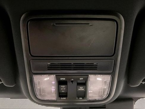 Used 2023 Honda Passport EX-L image 35