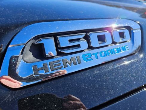 Used 2024 RAM 1500 Laramie image 17