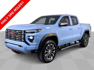 Used 2025 GMC Canyon Denali video 1