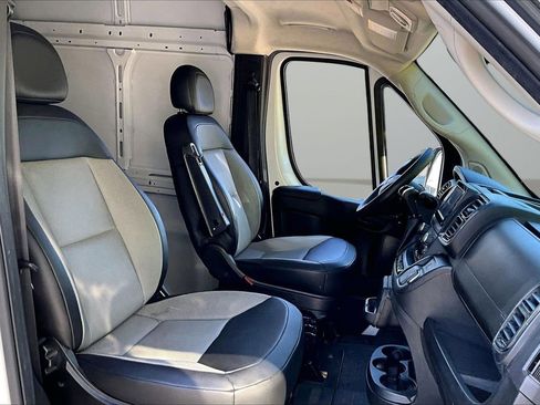 Used 2024 RAM ProMaster 2500 w/ Convenience Group FWD image 20