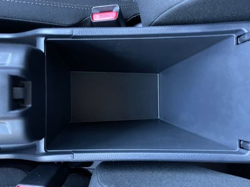 Certified 2025 Honda HR-V LX image 20