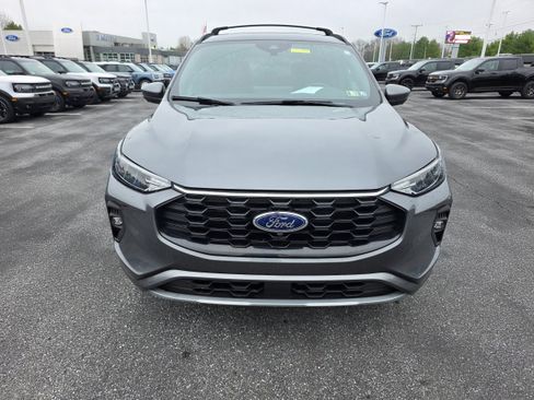 Used 2023 Ford Escape ST-Line Select w/ Tech Pack #2 image 8