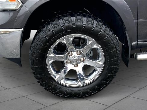 Used 2017 RAM 1500 Laramie image 11