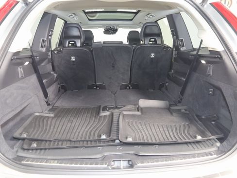 Used 2022 Volvo XC90 T6 Momentum w/ Climate Package image 60
