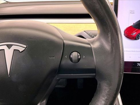 Used 2018 Tesla Model 3 Long Range image 22