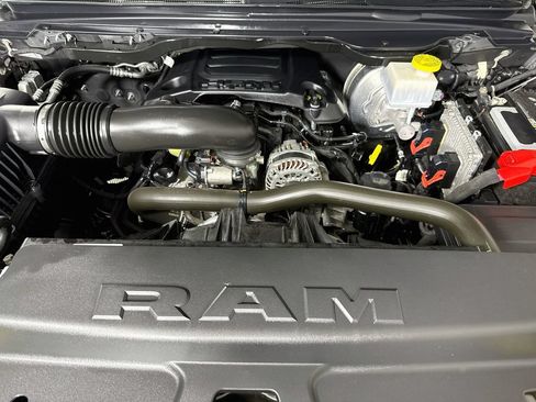 Used 2022 RAM 1500 Big Horn AWD/4WD image 32