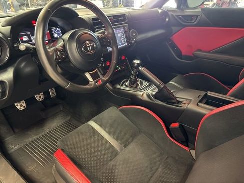 Used 2024 Toyota GR86 TRUENO Edition RWD image 14