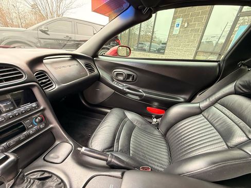 Used 2002 Chevrolet Corvette Coupe w/ Preferred Equipment Group2 image 14