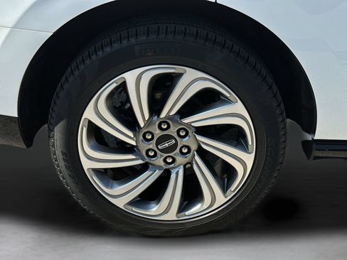 Used 2023 Lincoln Navigator Reserve AWD/4WD image 30