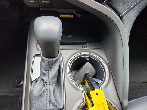 Used 2022 Toyota Camry XSE image 17