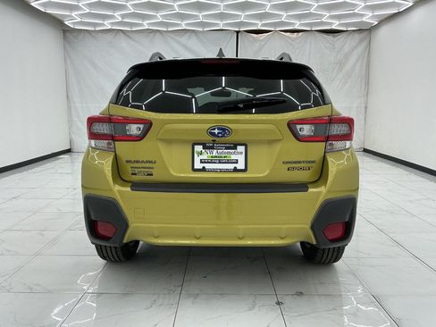 Used 2021 Subaru Crosstrek 2.5i Sport w/ Moonroof Package AWD/4WD image 10