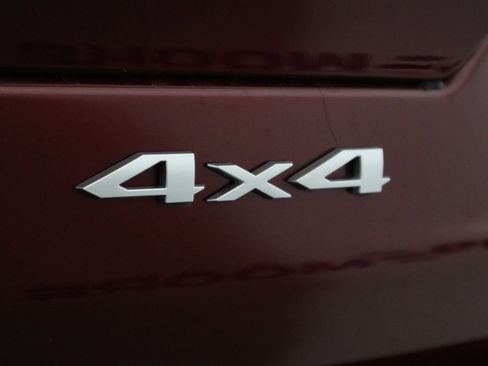 New 2026 Jeep Grand Cherokee Laredo AWD/4WD image 34