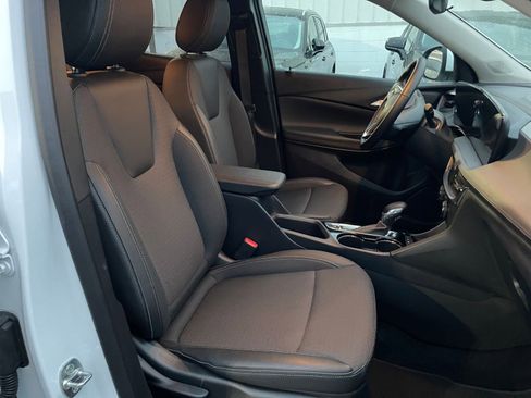 Used 2025 Buick Encore GX Preferred image 34