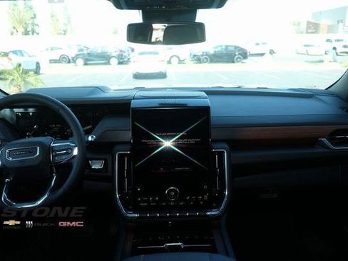 New 2025 GMC Yukon XL Denali w/ Sun & Power Step Package image 25