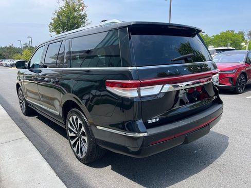 Used 2023 Lincoln Navigator L Reserve AWD/4WD image 6