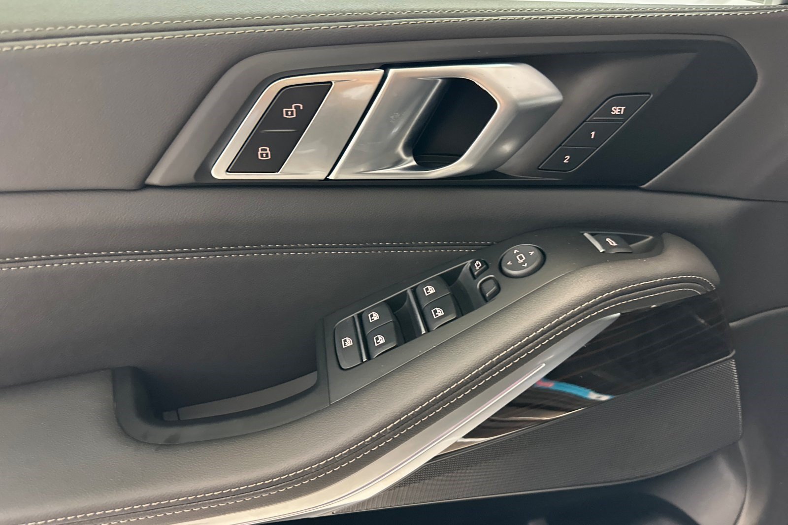 New 2026 BMW X5 xDrive40i AWD/4WD image 14