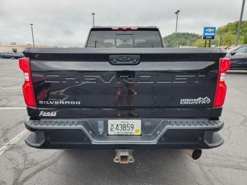 Used 2022 Chevrolet Silverado 2500 High Country w/ LPO, Hitch Package image 4